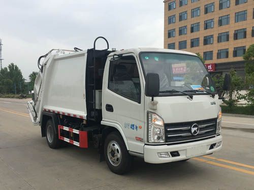 �P�R�{(l��n)�Ɖ��s����܇