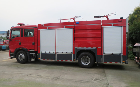 ��������8����ĭ�ɷ�(li��n)������܇����