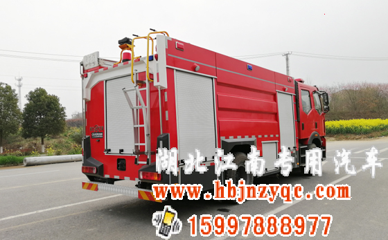  ���8����ĭ����܇