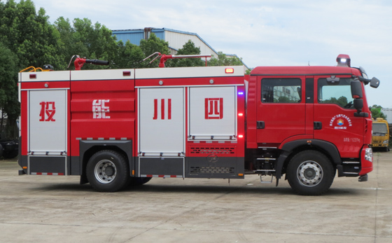 �������ό����طN��܇���޹�˾�����ɷ���ĭ����܇��Ƚ���